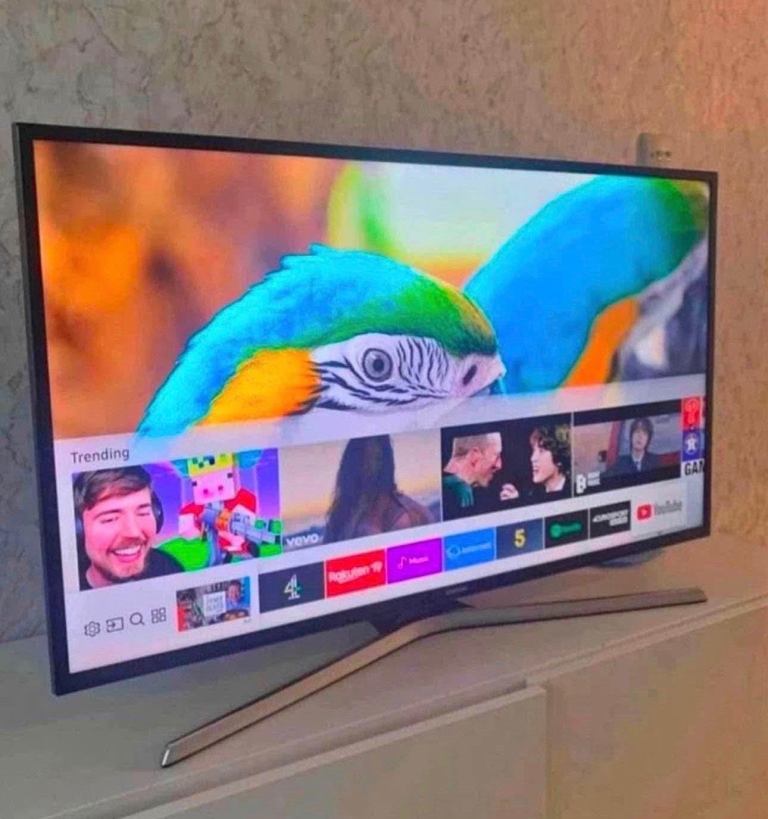 Samsung 40” 4K Smart   WiFi Ultra Hd Led tv   Good working condition