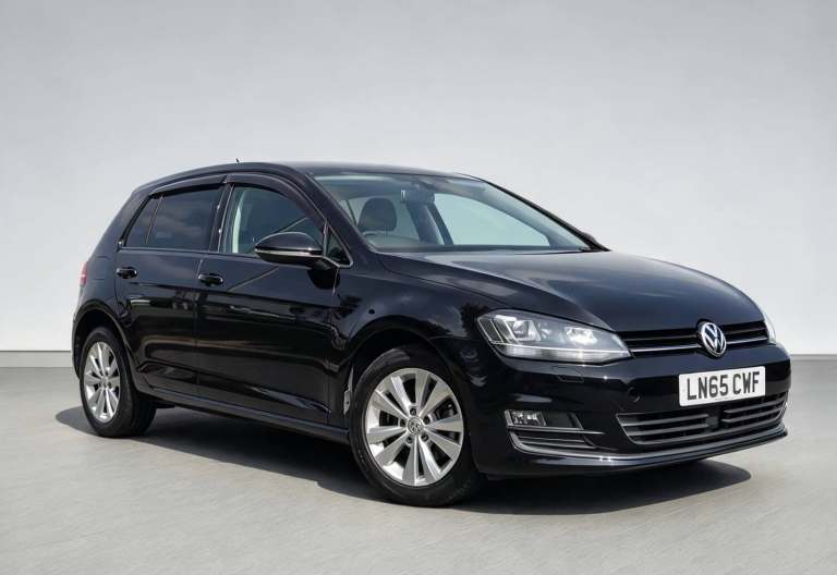 2016 Volkswagen Golf TSI (109) 2016, 1197cc, 5 door hatchback automatic HATCHBACK Petrol Automatic