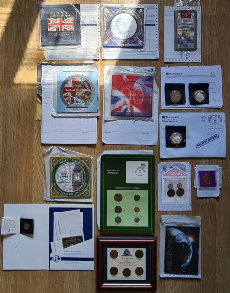 VARIOUS COLLECTABLE COINS 