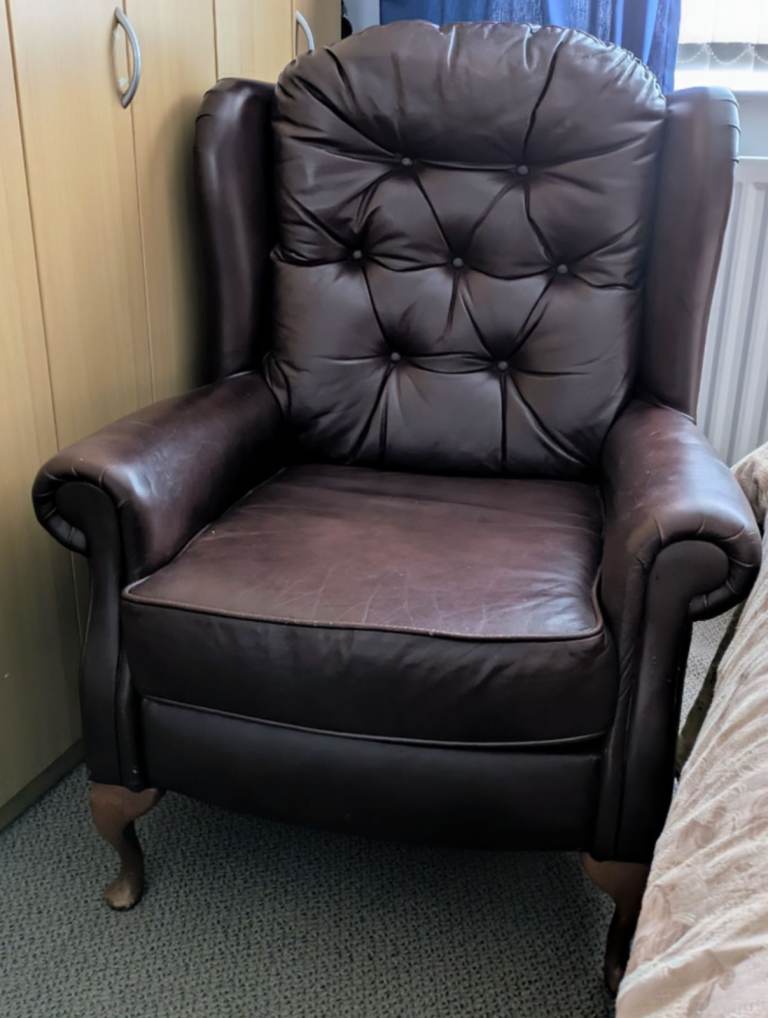 Lyton Leather Fireside Chair Winged back Armchair Queen Anne legs