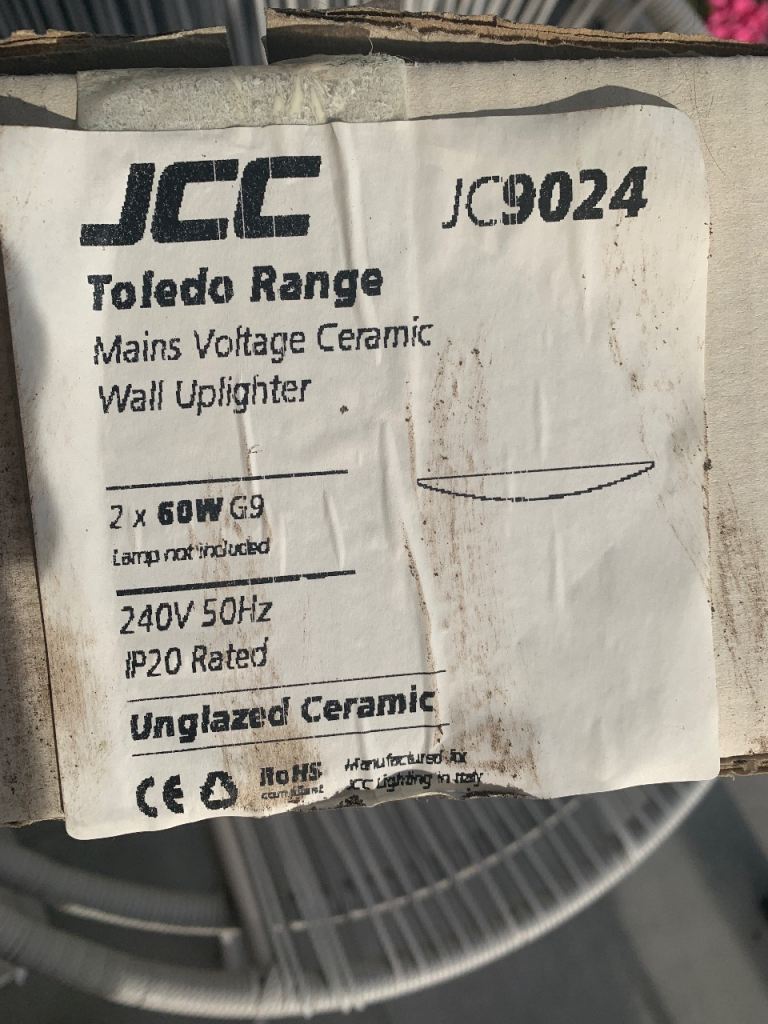 JCC Toledo Range Ceramic Wall Uplighter - New