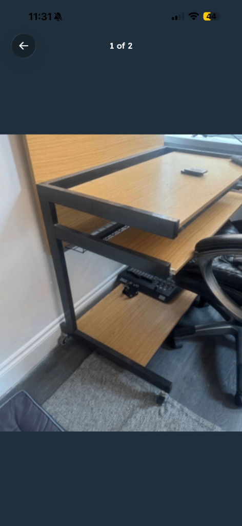 Free computer desk 