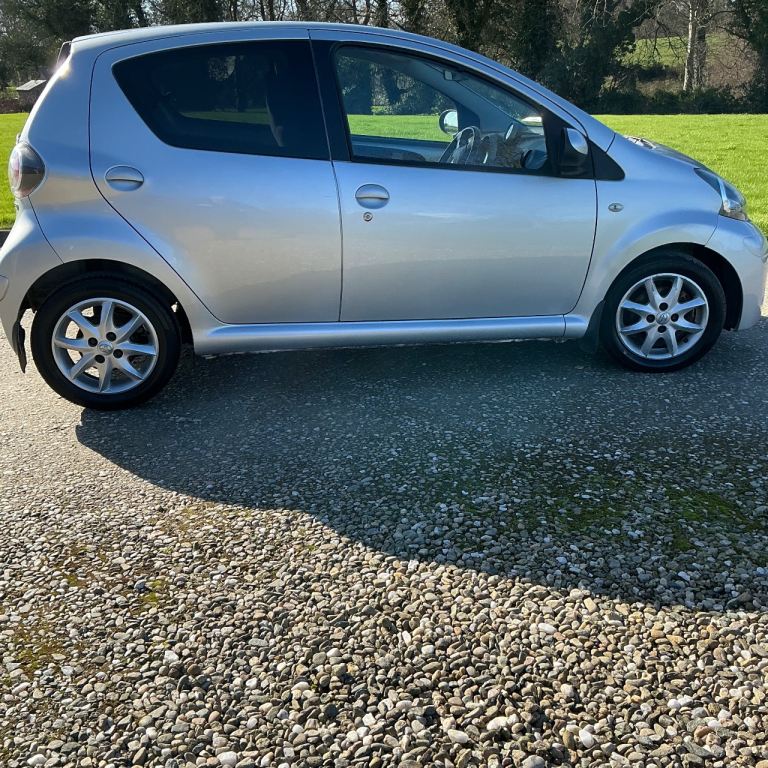 Toyota, AYGO, Hatchback, 2014, Manual, 998 (cc), 5 doors