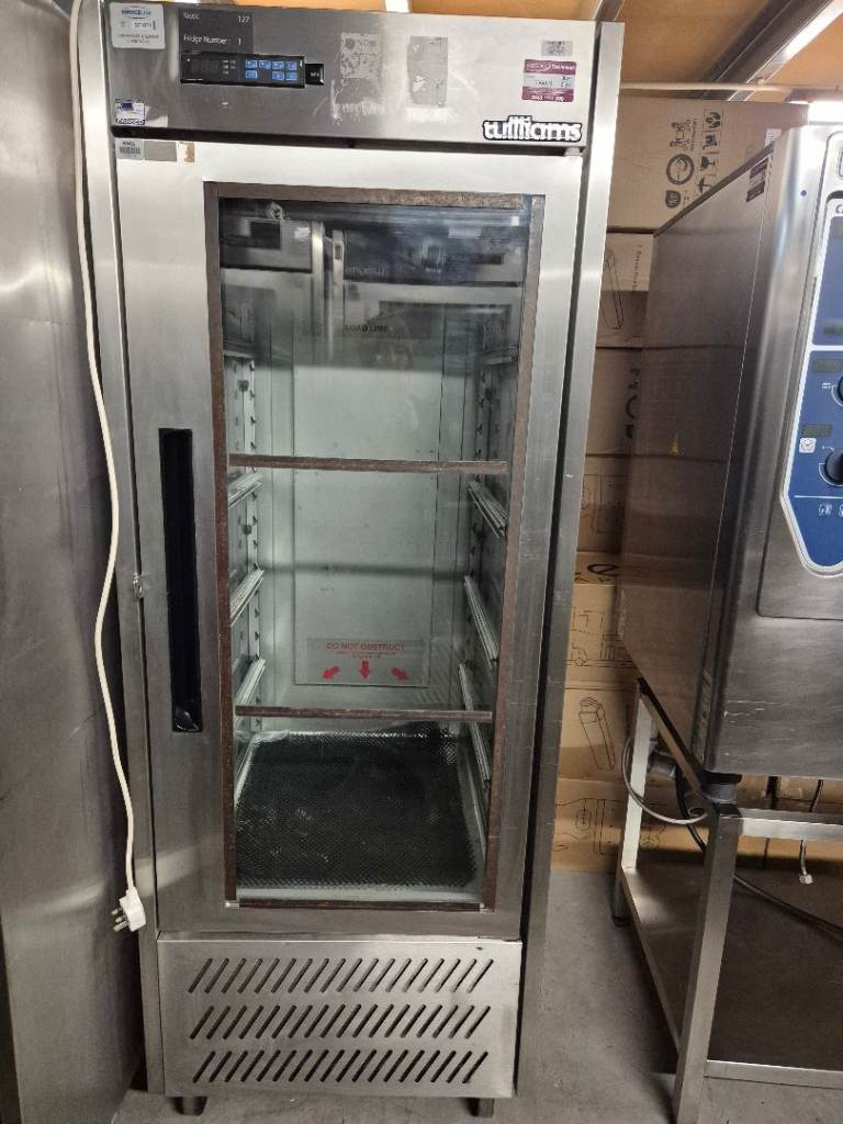 Williams Commercial Fridge with Glass Door