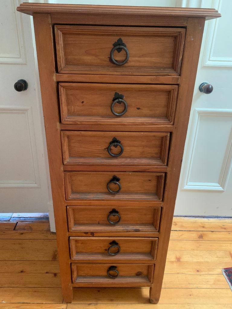 Wooden Chest of 7 Drawers 