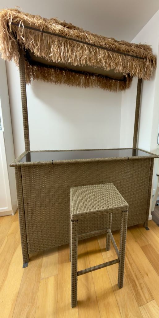 Garden Tiki Bar with Stool – Brown Rattan