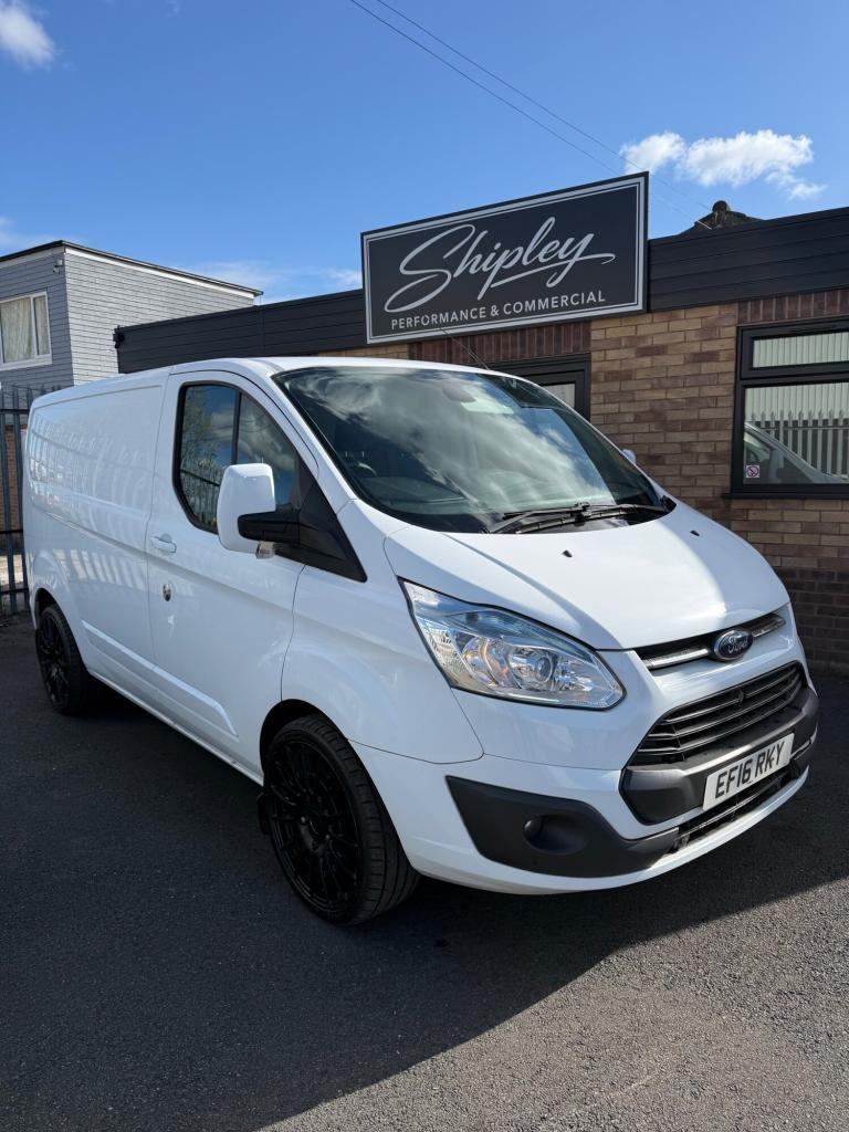 2016 Ford Transit Custom 2.2 TDCi 125ps Low Roof Limited Van PANEL VAN Diesel Manual