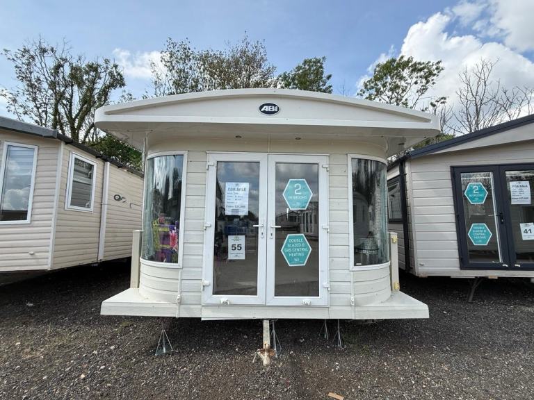Impressive 42x13ft Static Caravan - Bath, Ensuite Shower. New Carpet - Offsite