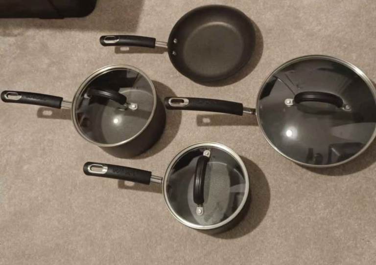 Circulon set of 4 pans