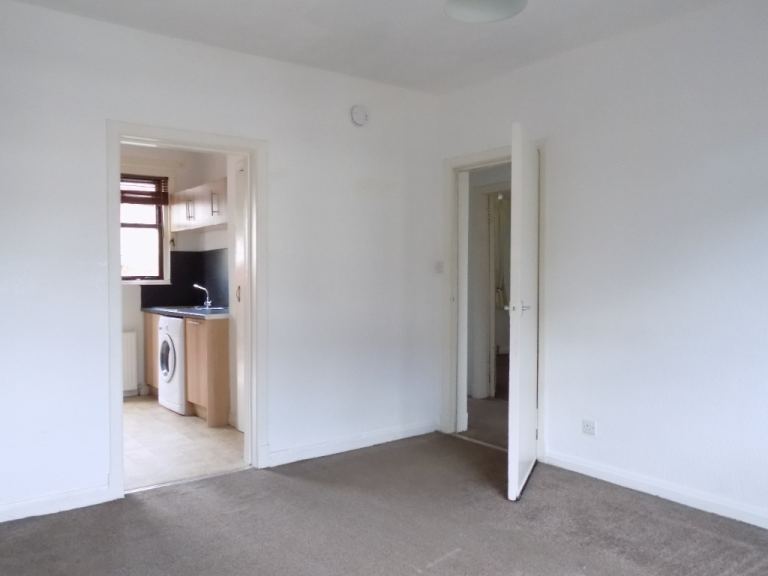 2 bedroom flat in Spalding Crescent, Dalkeith, Midlothian, EH22 2AX