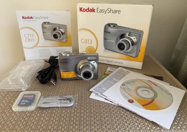 AS NEW KODAK EASYSHARE C813 CAMERA