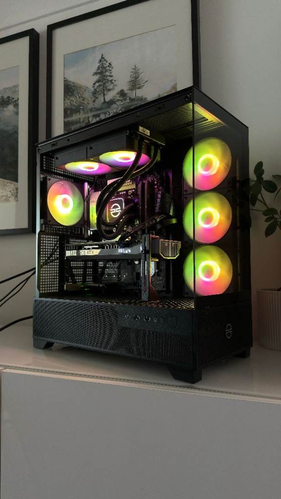 High-End Gaming PC | RTX 5070 Ti 16GB | Ryzen 7 7800X3D | 32GB DDR5 | 2TB NVMe | WiFi