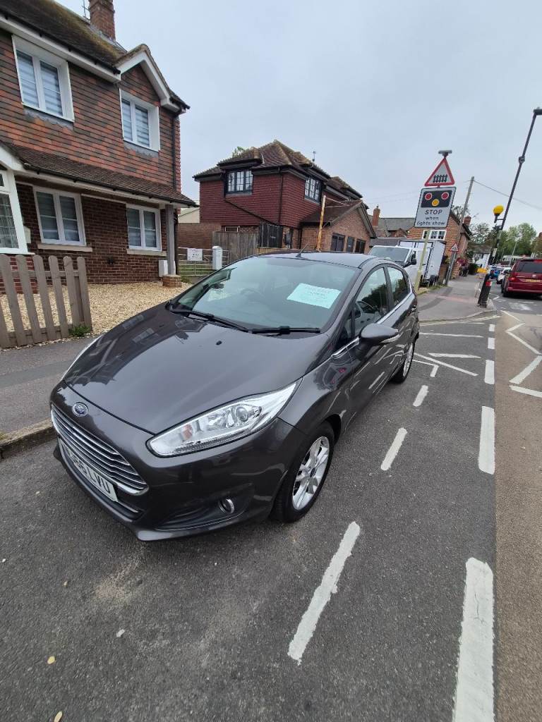 Ford, FIESTA, Hatchback, 2016, Manual, 1241 (cc), 5 doors