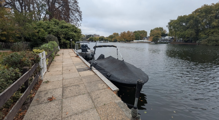 Private and Secure Leisure Mooring in Hampton to Rent