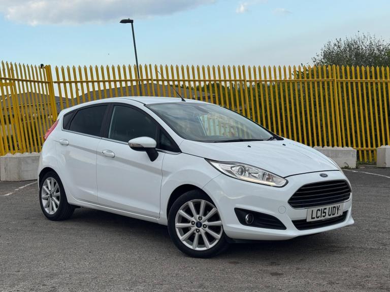 2015 Ford Fiesta 1.0T EcoBoost Titanium Euro 6 (s/s) 5dr HATCHBACK Petrol Manual