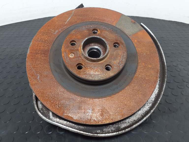 Volvo Xc60 Wheel Hub Stub Axle N/S 2017-2024 2.0l Diesel Rear Lh