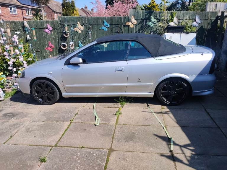 Vauxhall, ASTRA, Convertible, 2002, Manual, 2198 (cc), 2 doors