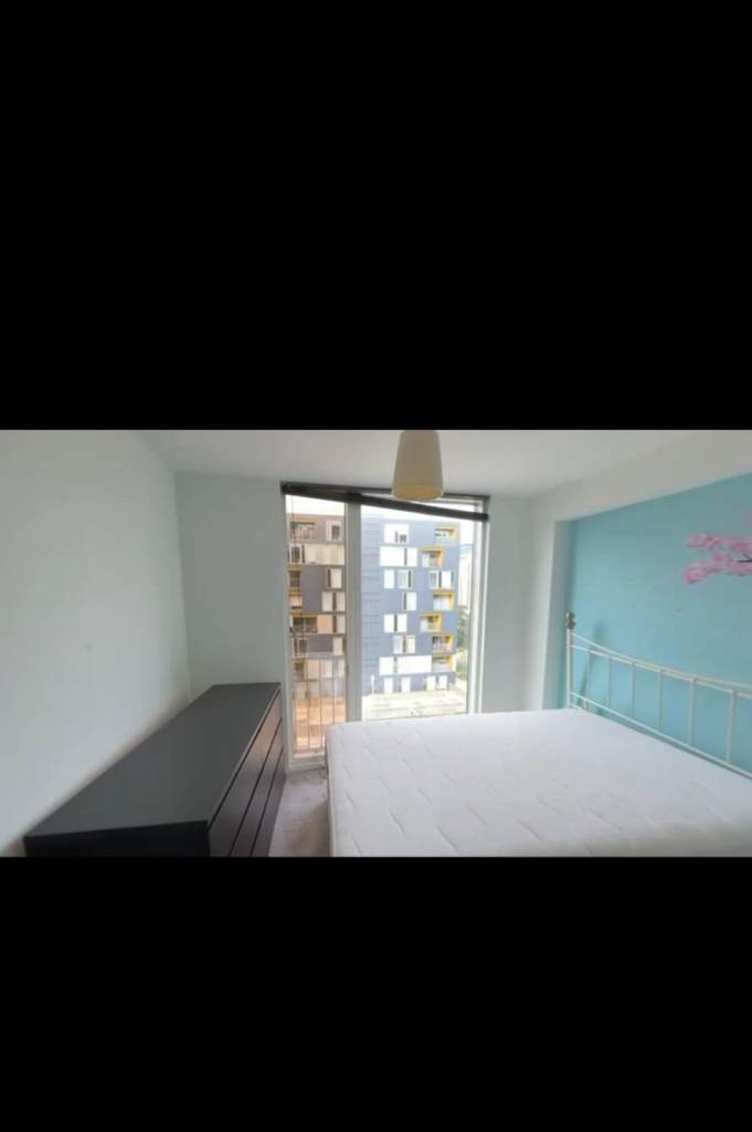 En-suite Double Room | Furnished | Near Leeds Bus station