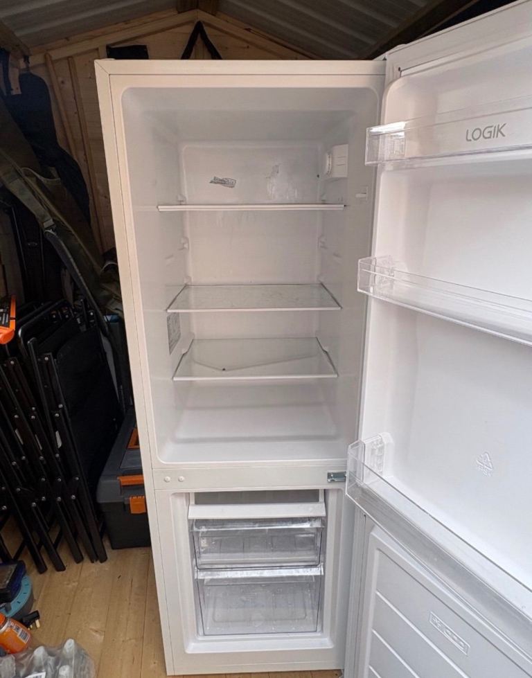 Logik Fridge Freezer - White, Good Condition
