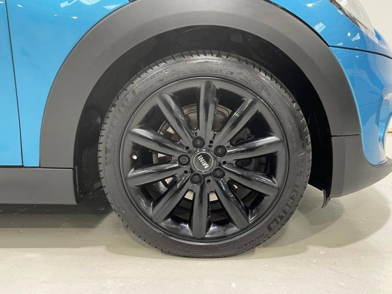 2018 MINI Convertible 1.5 Cooper Convertible 2dr Petrol Steptronic Euro 6 (s/s) (136 ps) Converti...