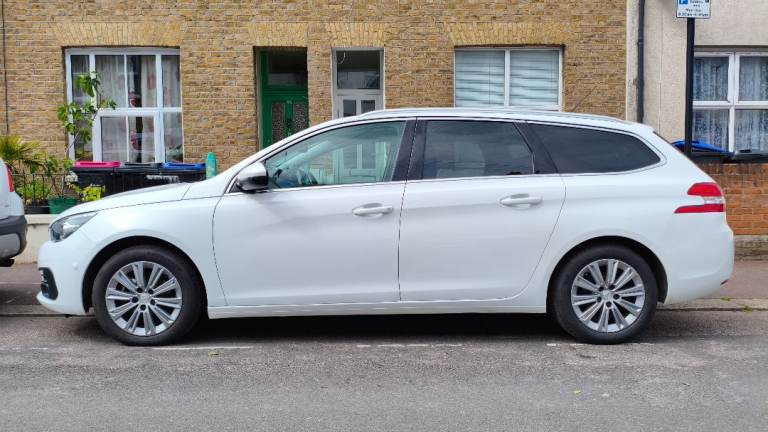 2021 Peugeot 308sw AUTOMATIC 1.5 diesel 93k 12mths MOT fs/history