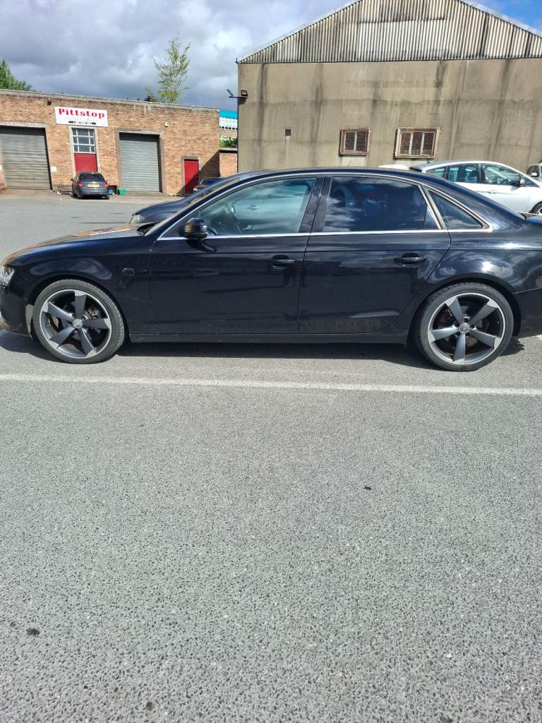 Audi, A4, Saloon, 2012, Manual, 1968 (cc), 4 doors