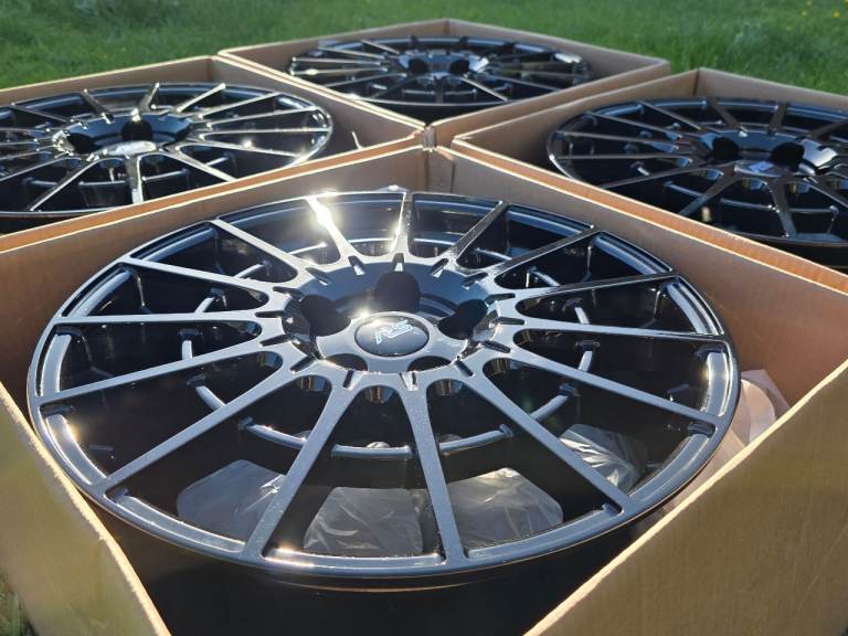 18"ALLOY WHEELS PCD 5x112 for VW CADDY VW GOLF, SKODA OCTAVIA, SUPERB, SEAT LEON BRAND NEW