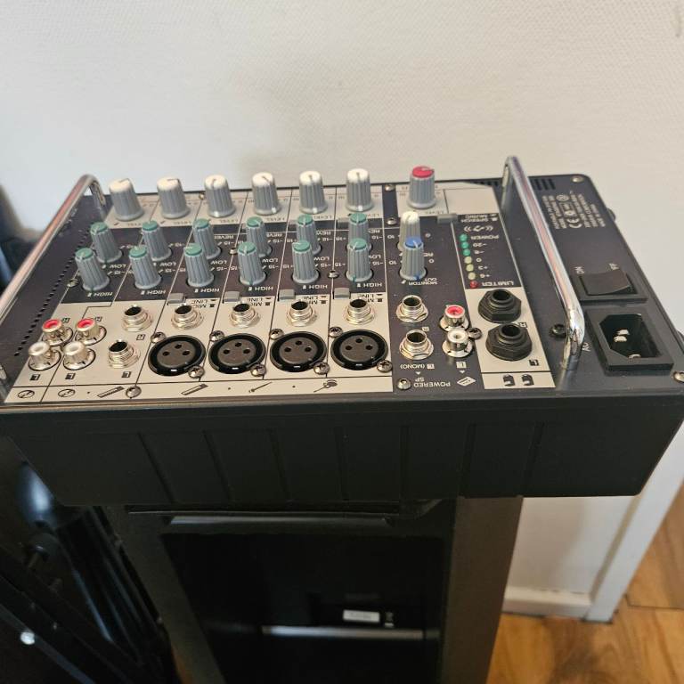 Yamaha speaker and power mixer