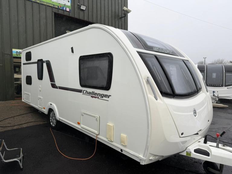 2012 SWIFT CHALLENGER 586 - 6 BERTH CARAVAN 