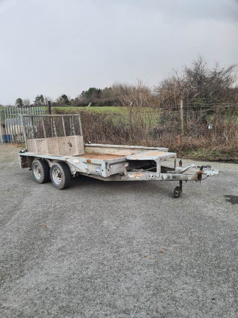 Ifor williams plant trailer