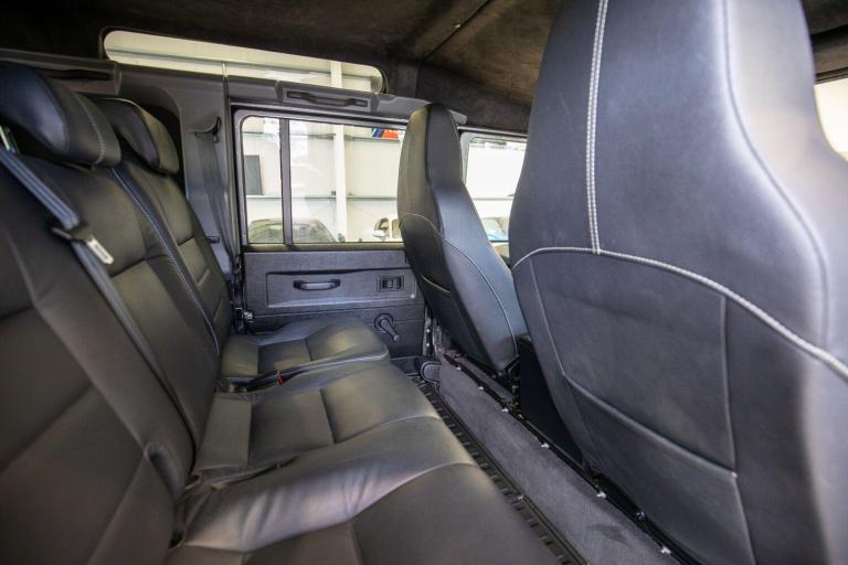 2015 Land Rover Defender XS Utility Wagon TDCi [2.2] PANEL VAN DIESEL Manual