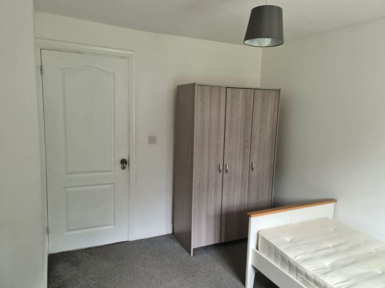 Double Room to Rent 