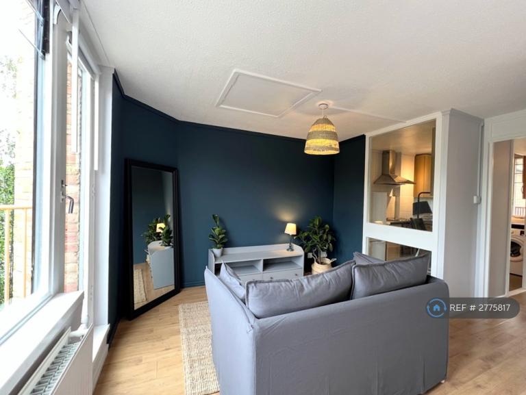 Studio flat in Tavistock Crescent, London, W11 (#2775817)