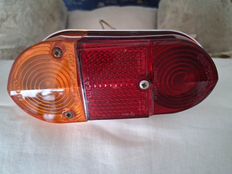 mk1 classic mini genuine o/s rear lamp never fitted.  