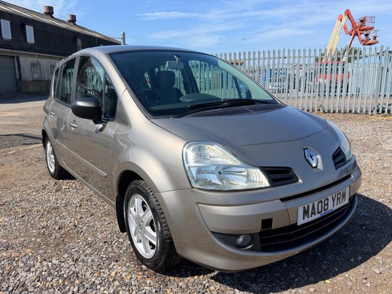 2008 Renault Grand Modus 1.6 Dynamique 5dr Auto Very clean for age and mileage.  HATCHBACK Petrol...