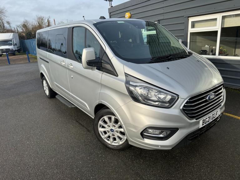 FORD TOURNEO CUSTOM 2.0 EcoBlue 130ps L2 9 Seater Titanium Auto
