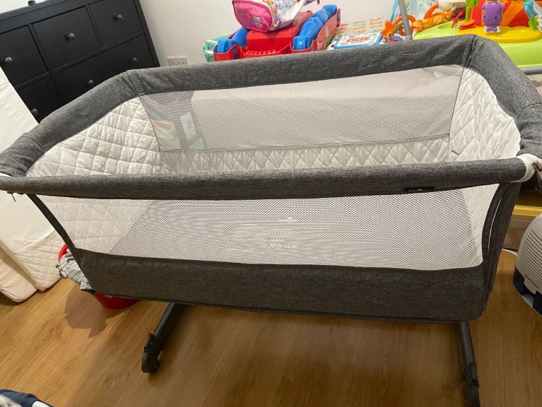 Babylo  Bedside Crib – Grey, Good Condition