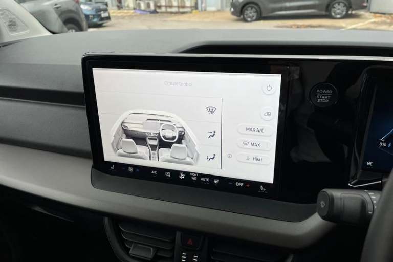 2025 Ford E-Transit Courier Limited AUTO 43kWh 136PS FWD 1 Speed Automatic Panel Van Electric Aut...