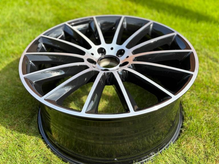 Genuine Mercedes AMG turbine alloy. 20 inch. Rear.