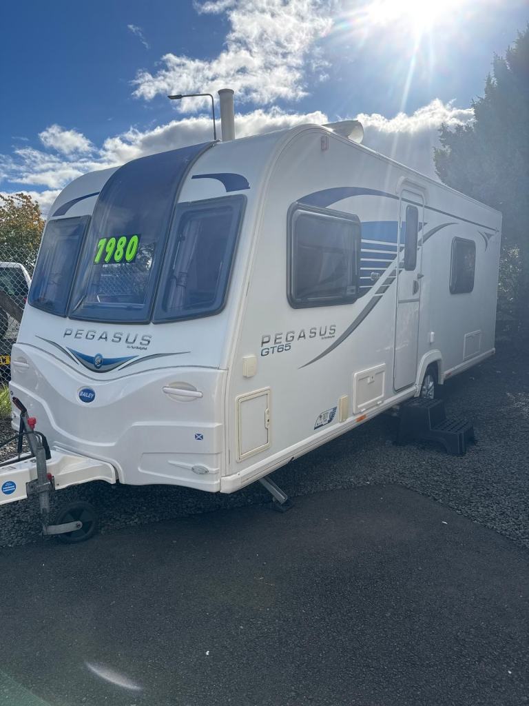 Bailey Rimini Gt65, Yr2013, Fixed Twin Single beds, mover