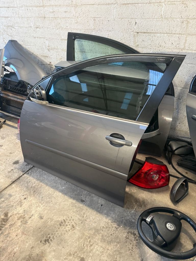 Volkswagen Golf Mk5 Doors Grey 5 Door 