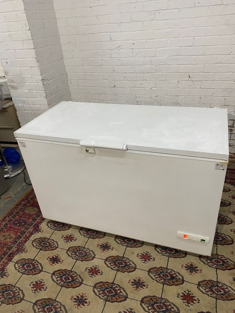 ✅🚐🚐Beautiful 410L Commercial Chest Freezer For Sale 