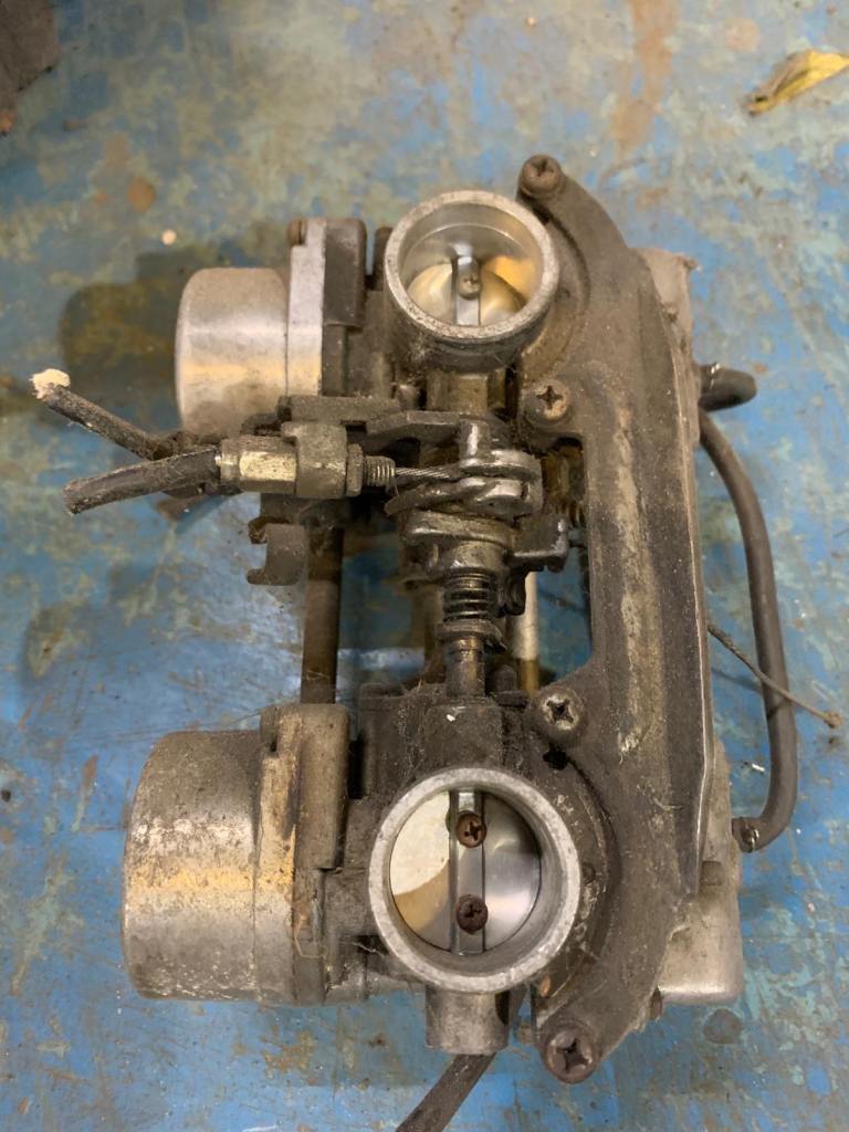 Honda CB250NE super dream carbs carburettors superdream