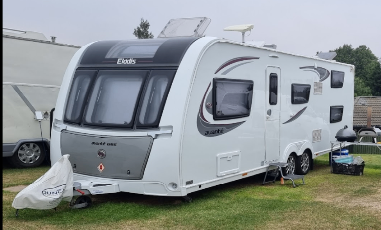 Elddis Avante 866 2017 6 berth caravan