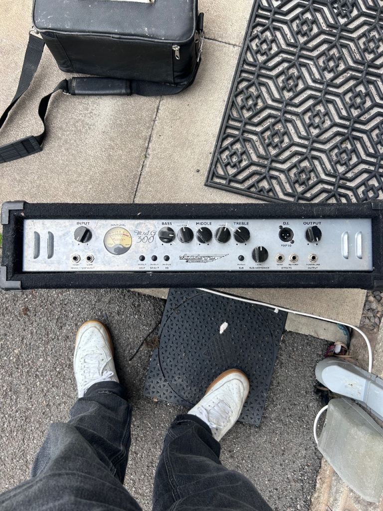 Faulty uk made ashdown mag300 head