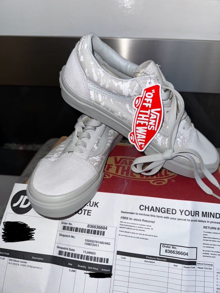 Vans Footwear Old Skool Junior Shoe Sportswear Trainers Sneakers Size 3JNR