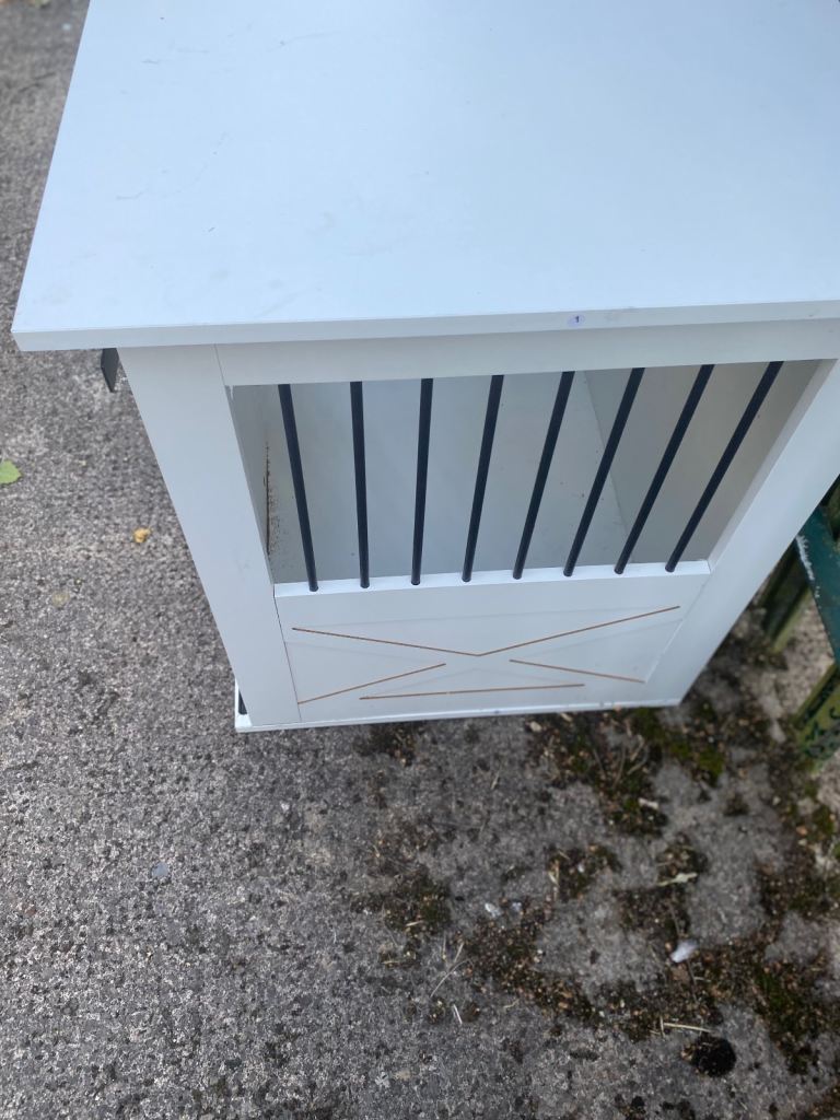Dog crates 