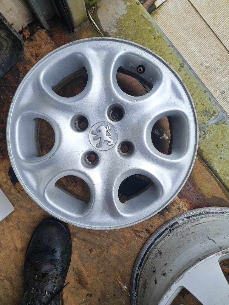 Single 13" Genuine Peugeot Alloy Wheel - 106 / 206 / 306 (4x108)