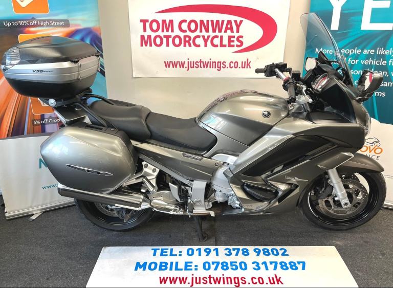 YAMAHA FJR1300 GEN 3, 2013(13), ONLY 29,700 MILES, FSH, LOVELY CONDITION, £5195