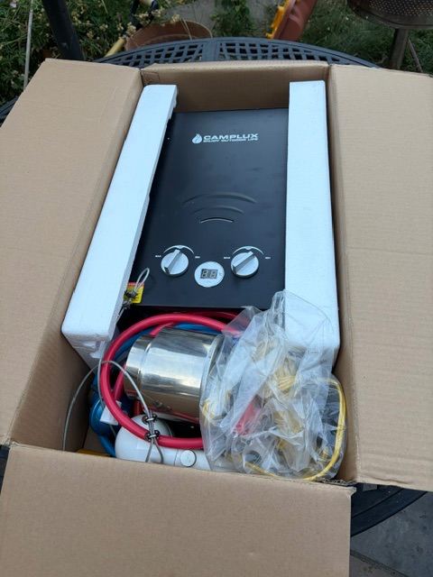 Camplux Instant Gas Water Heater with Water Pump Pack, 6 litres, Black